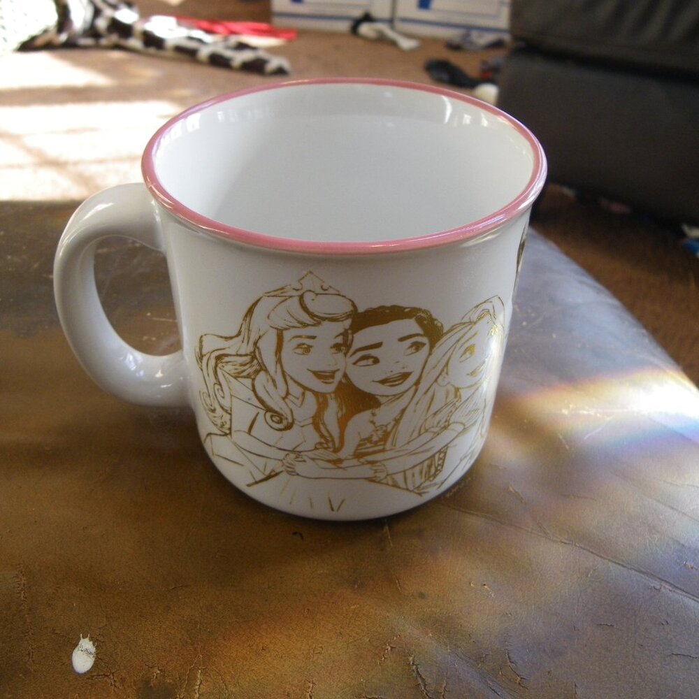 Disney Princesses Large 20 oz. Ceramic Coffee Mug Gold Sketches & Pink Rim - Picture 3 of 5